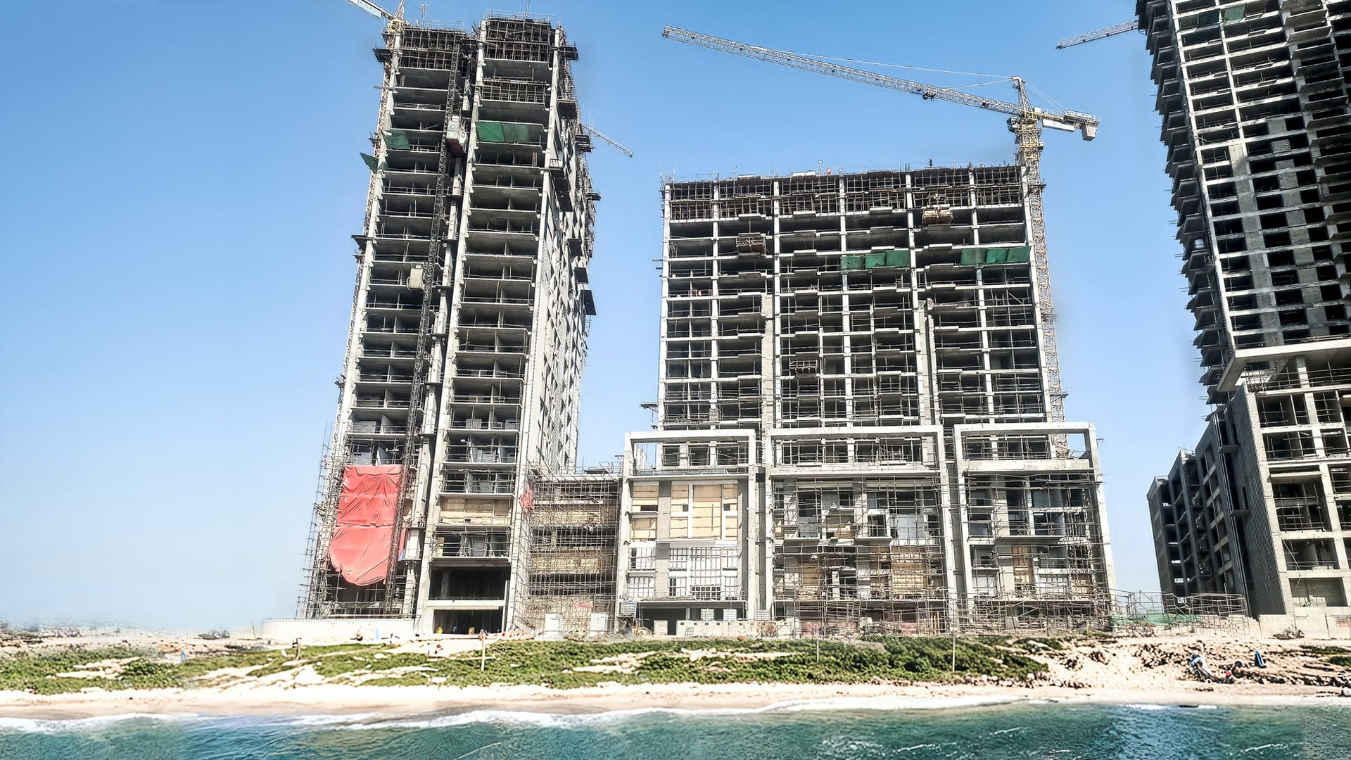 views_03a_apr25